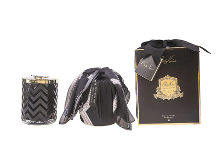 VALENTINE'S DAY - Lumanare neagra cu decor brosa albina pe capac si esarfa matase cadou