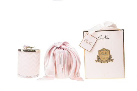 VALENTINE'S DAY - Lumanare roz cu decor trandafir pe capac si esarfa matase cadou