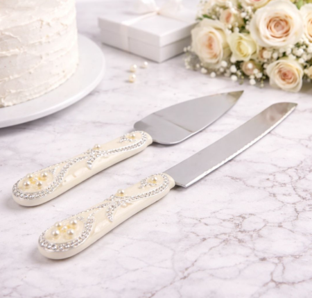 FEMEI - Set 2 piese paleta si cutit tort ivoire cu perle si pietre argintii
