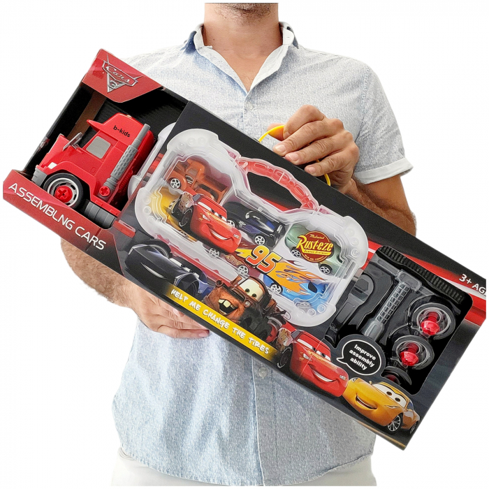 Set tir Cars + 6 masinute tip geanta cu unelte tip lego pentru roti. [10]