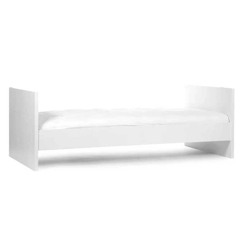 Patut pentru copii din MDF Childhome Quadro White [2]