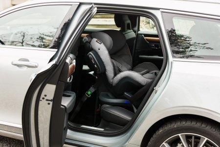 Scaun auto copii iZi Plus X1 – Fresh Black Black [7]