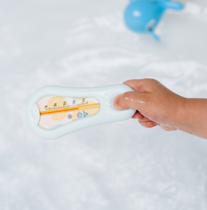 Set ingrijire bebe, kit 6 in 1 Babysnugg, Turcoaz - contine foarfeca, unghiera, pila, penseta, termometru apa si betisor ureche cu luminita [4]