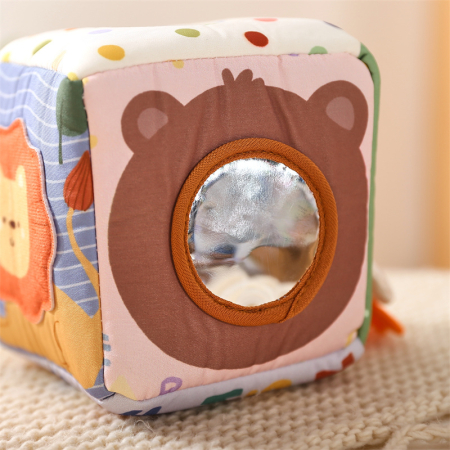 Cub senzorial Babysnugg, jucarie interactiva tip tissue box cu servetele, Montessori, 3+ luni, esarfe colorate, dezvoltare senzoriala, Animale [2]