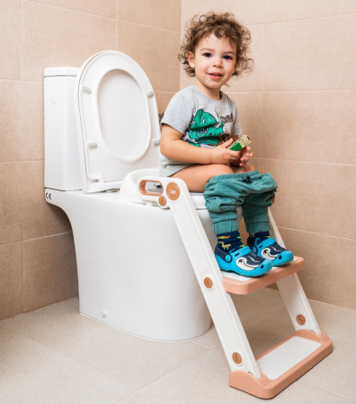 Olite si reductoare WC - Reductor WC copii cu scarita pliabila si sezut moale Babysnugg – cu trepte ajustabile pentru toaleta ovala (40-47cm), Alb