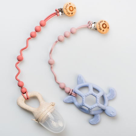 Set Lantisor pentru suzeta din silicon Babysnugg, 2 bucati, clips din lemn, fara BPA, Roz [1]