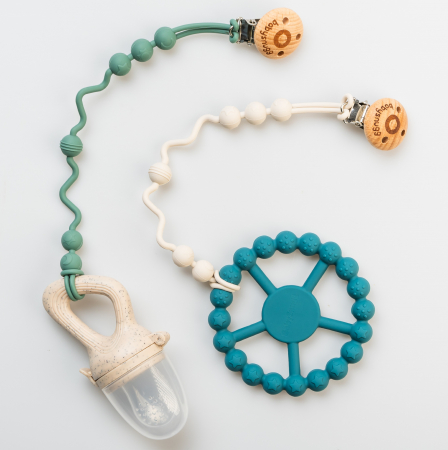 Set Lantisor pentru suzeta din silicon Babysnugg, 2 bucati, clips din lemn, fara BPA, Verde [1]