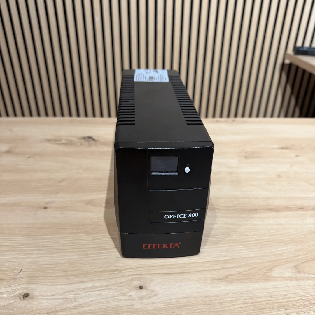 UPS Effekta Office 800 [4]