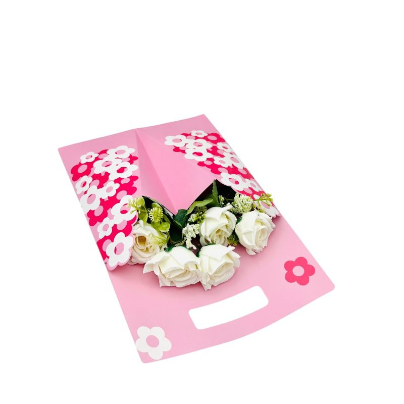Aranjament floral deosebit cu buchet de trandafiri artificiali si boboci diversi, alb, 34×23 cm [3]