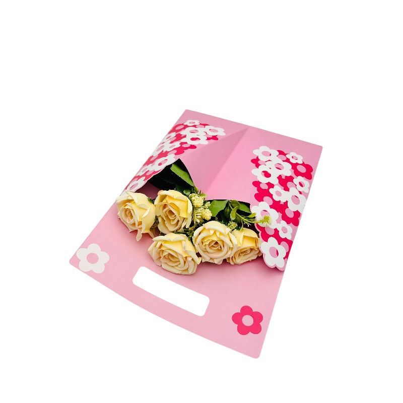 Aranjament floral deosebit cu buchet de trandafiri artificiali si boboci diversi, galben, 34×23 cm [2]