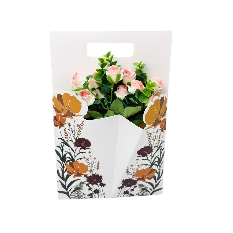 Aranjament deosebit cu buchet de trandafiri artificiali si frunze de eucalipt, roz pal, 34×23 cm [1]