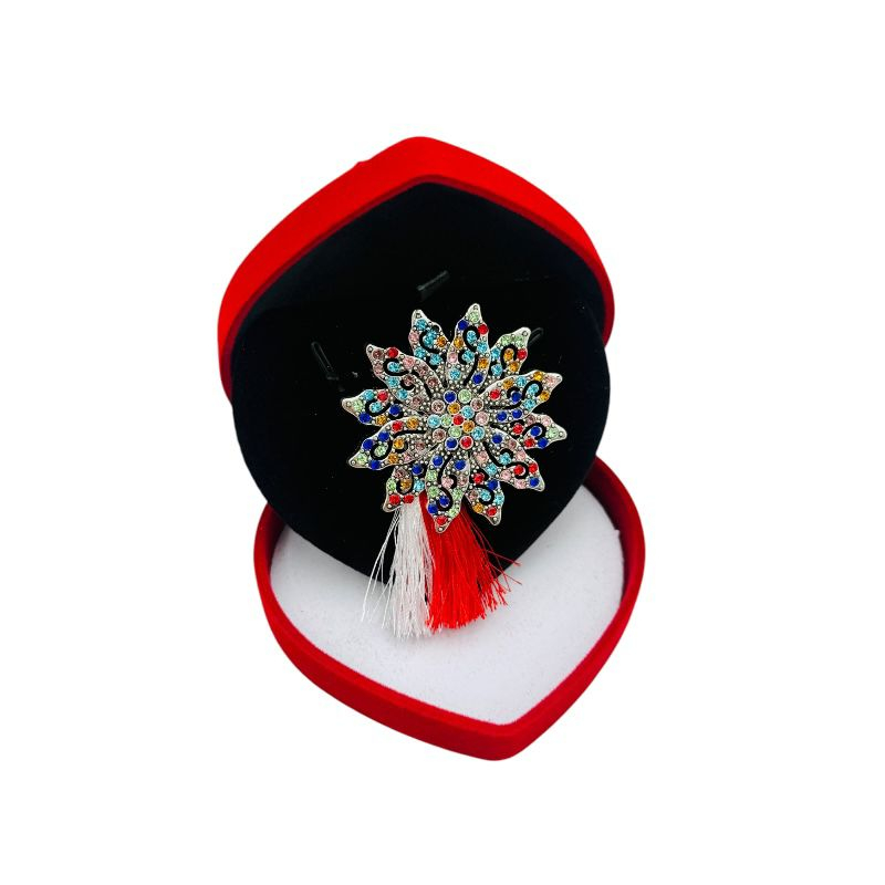Brosa floricica de lux, sidefata cu pietre si ciucure pentru martisor, in cutie din catifea premium in forma de inima [2]