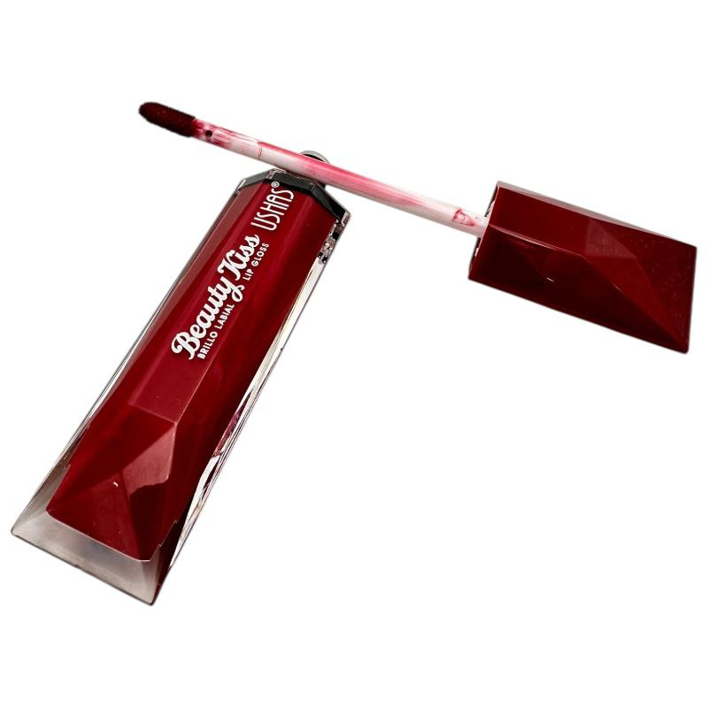 Lip Gloss Mat Ushas 04 BaoBao – Luciu de buze cu finisaj mat si rezistenta de lunga durata [1]