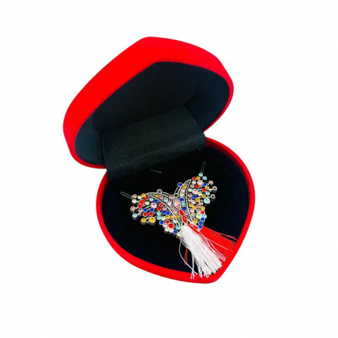 Martisoare - Brosa fluturas de lux, sidefata cu pietre si ciucure pentru martisor, in cutie din catifea premium in forma de inima
