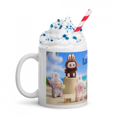 Cana ceramica 330 ml cu model Labubu pe plaja [0]