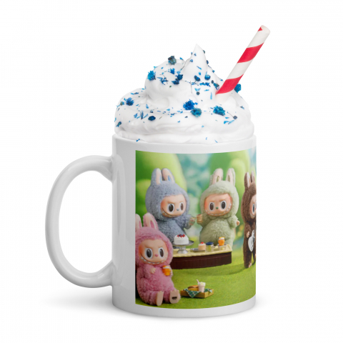 Cani cu Design si Personalizabile - Cana ceramica 330 ml cu model Labubu in tabara de vara