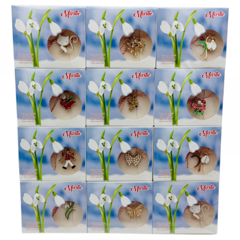 Martisoare - Set 24 Brose Martisor ambalate in cutiute deosebite, modele combinate, 9×7.5cm
