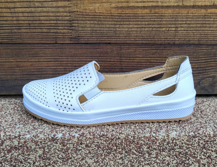 Pantofi albi perforatii Antonio [2]