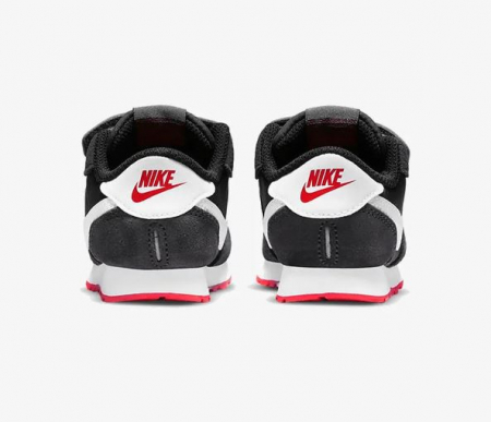 Pantofi sport Nike  MD Valiant [1]