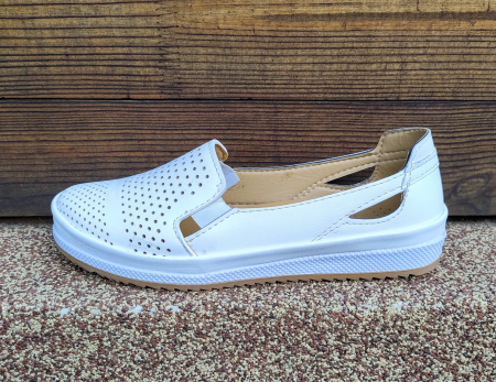 Pantofi albi perforatii Antonio [1]