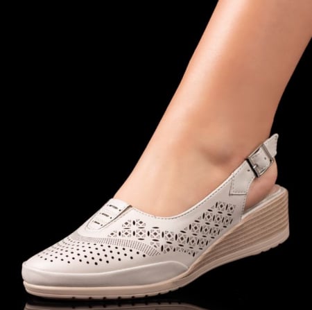 Femei - Sandale bej Cadia