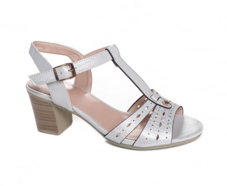 Sandale - Sandale cu toc  alb sidefat