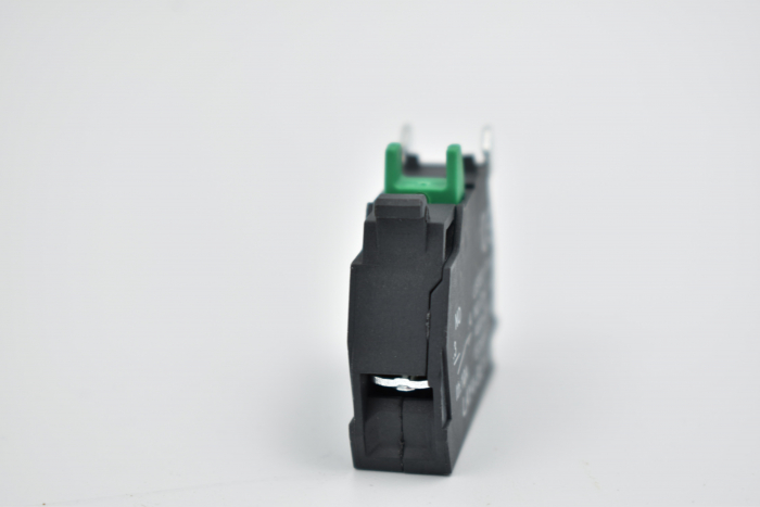Contact normal deschis 10A cu buton verde ZBE101 [2]