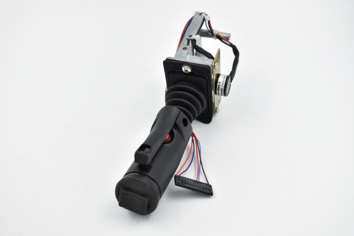 Joystick deplasare si directie nacela foarfeca Genie GE62161 [8]