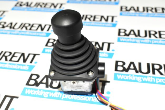 Joystick ridicare si rotire nacela telescopica diesel JLG 1600284 [7]