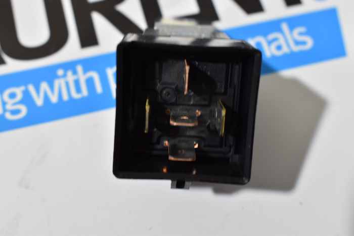 Releu control pornire la rece 12V Hella 4RD96038815 [4]