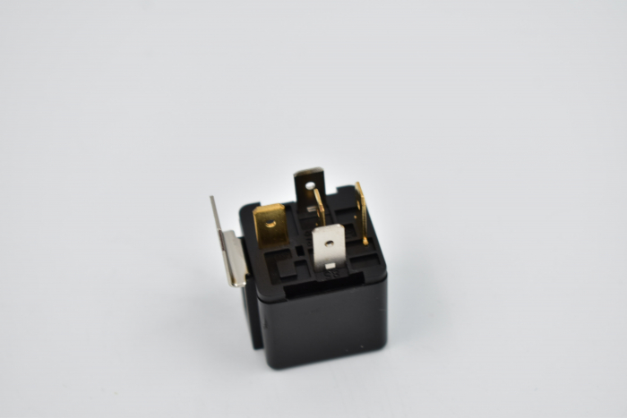 Releu curent alimentare 24V 4RA003437-09 [4]