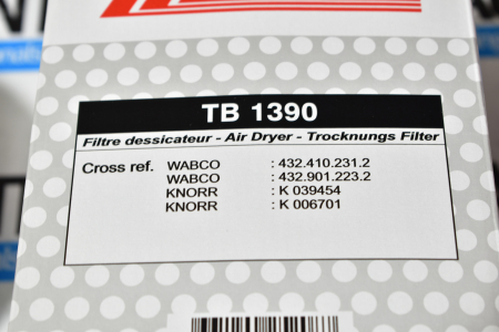 Filtru uscator TB1390, TB 1390, P951413, A0004295795, 0004293795, 0004295695, 0004295795, 0503137484, 5001865037, 5801382289, 7421267820, ST1374/2, 20557234, 20972915, 21508133, 21620181, 10186770, 4324102412 , 4329012232, 24374 [1]