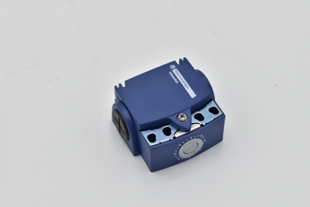 Limitatori - Limitator Sfârșit de Cursă TELEMECANIQUE ZCT21G11