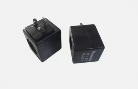 Solenoid 24V 13x38.6x36mm R901083065 [1]