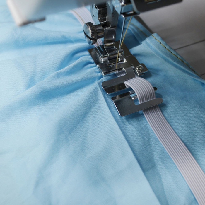Piciorus pentru cusut elastic [2]