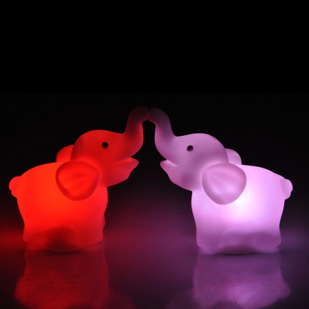 Casa si Gradina - Lampa ambientala elefant