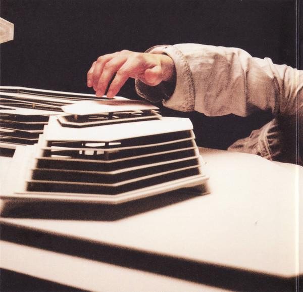 Arctic Monkeys - Tranquility Base Hotel + Casino [2]