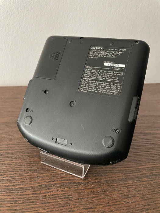 CD player Sony D-131 [2]