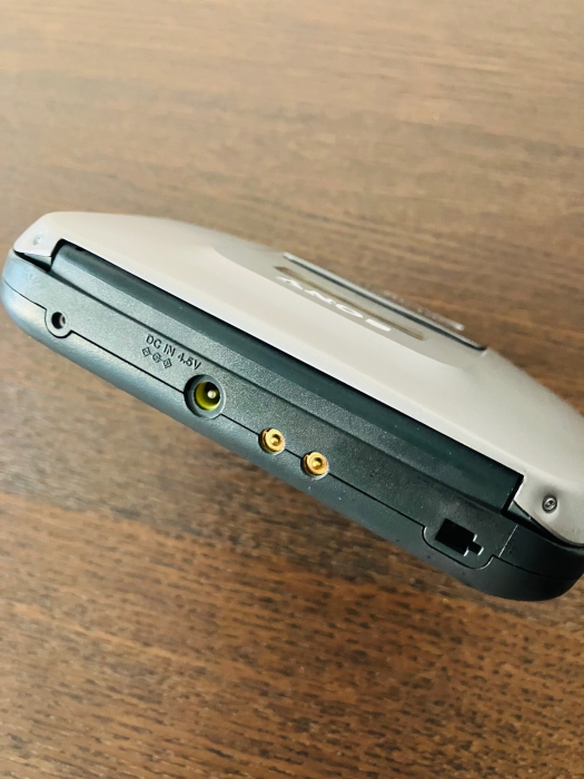 CD player Sony D-465 [8]