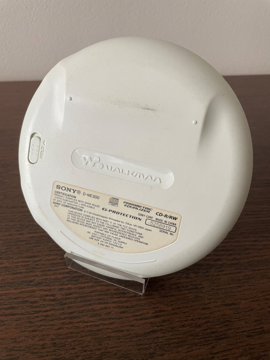 CD & MP3 player Sony D-NE300 [2]