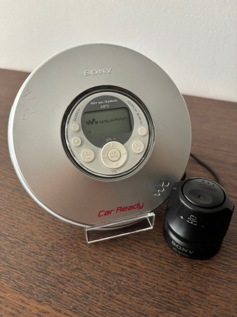 CD player Sony D-NE326CK [1]