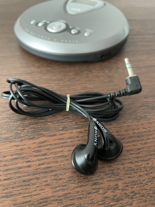 CD player Sony D-NE270 (boxed) [5]