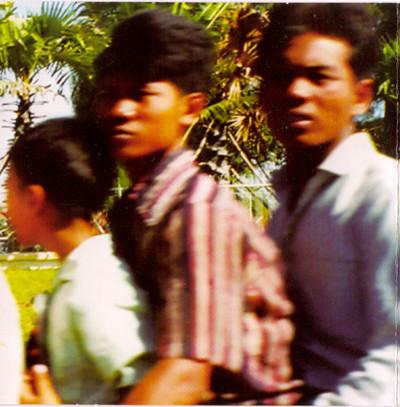 Radio Phnom Penh [2]