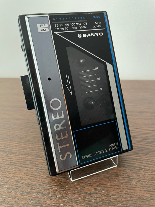 Tape player / Radio Sanyo MGR-59 [1]