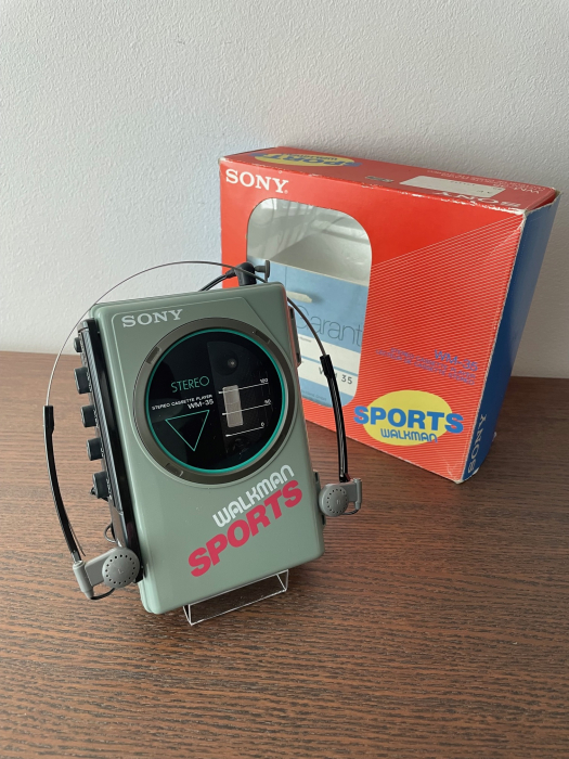 Tape player Sony WM-35 Sports (boxed) [2]