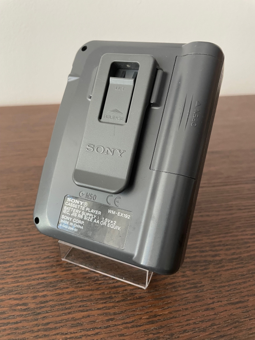 Tape player Sony WM-EX192 [2]