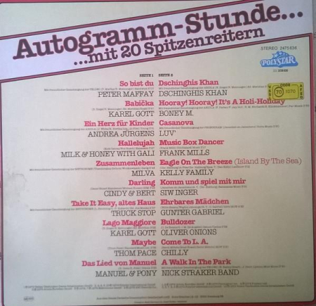 Autogramm-Stunde Mit 20 Spitzenreitern [1]