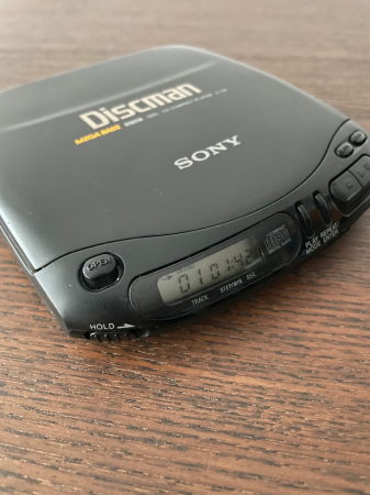 CD player Sony D-131 [2]