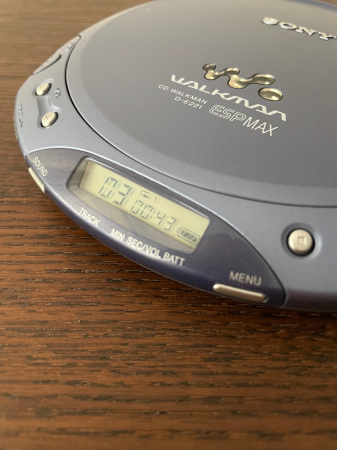 CD player Sony D-E221 [3]