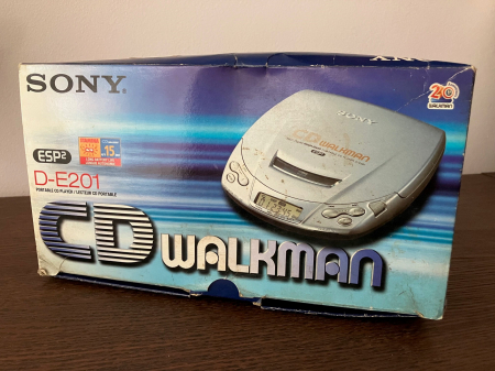 CD player Sony D-E201 (boxed)